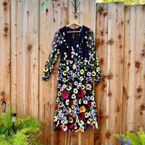🌿 Black Multi-Color 3D Floral Embroidered LongSleeve Midi Dress 🌿 - Picture 8 of 11